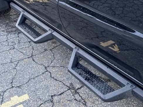 Certified 2023 Nissan Frontier PRO-4X w/ Pro Convenience Package image 14