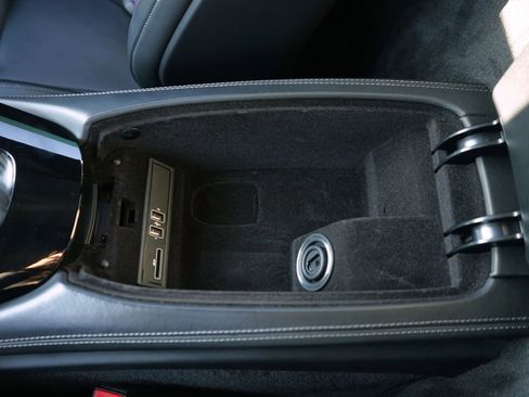 Used 2017 Mercedes-Benz AMG GT Coupe image 27