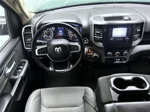 Used 2020 RAM 1500 Big Horn AWD/4WD image 14