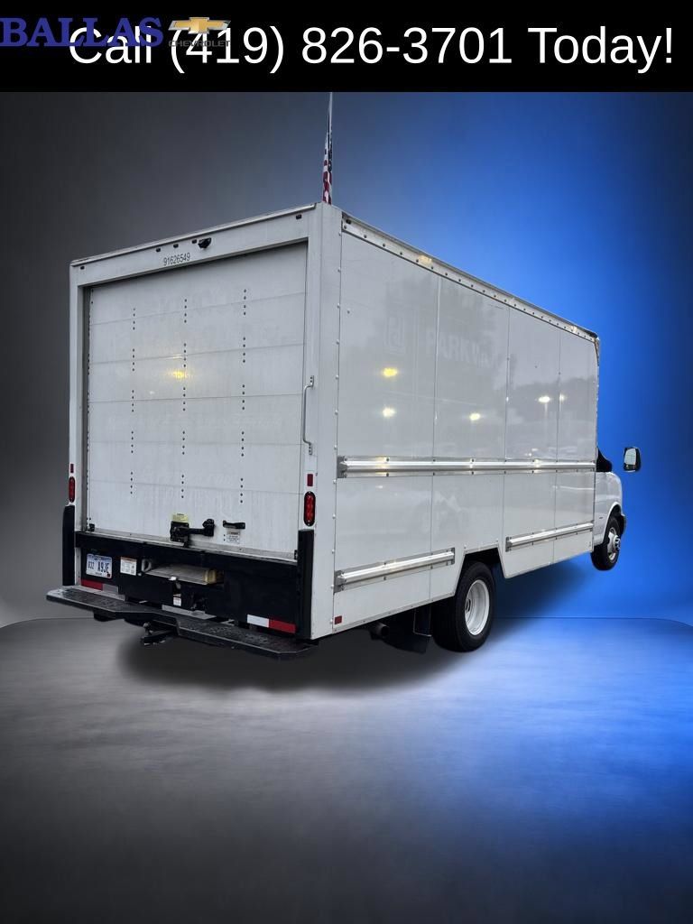 Used 2022 GMC Savana 3500 Extended w/ Power Convenience Package RWD image 12