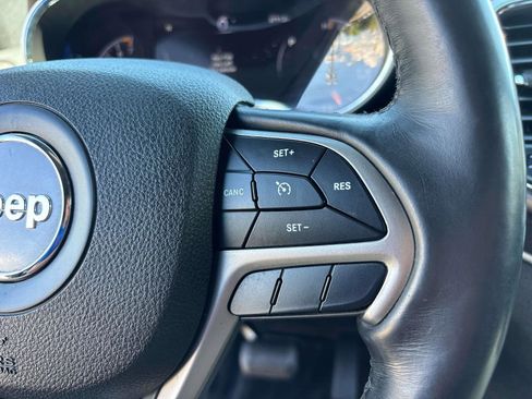 Certified 2018 Jeep Grand Cherokee Limited AWD/4WD image 22