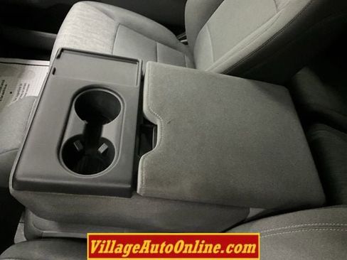 Used 2021 Ford F150 XLT image 23