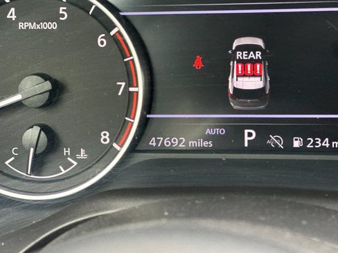 Used 2024 Nissan Rogue S AWD/4WD image 27