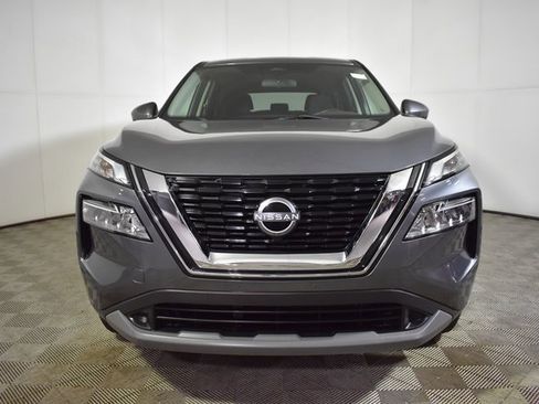 Certified 2023 Nissan Rogue SV image 2