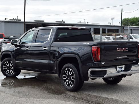 Used 2026 GMC Sierra 1500 SLT AWD/4WD image 3