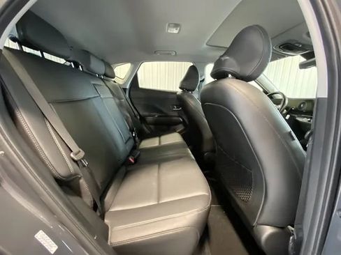 Used 2024 Hyundai Kona Limited image 18