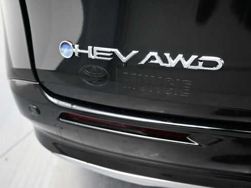 New 2026 Toyota Sienna Platinum image 45