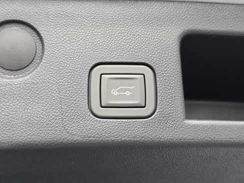 New 2026 Chevrolet Equinox RS w/ Convenience Package III FWD image 16