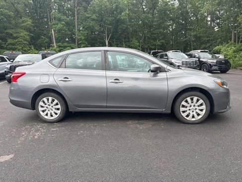 Used 2018 Nissan Sentra S FWD image 6