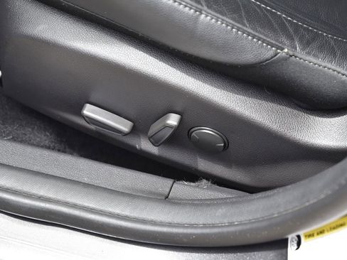 Used 2015 Ford Focus Titanium w/ Titanium Cold Weather Package image 12