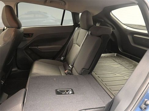 Certified 2024 Subaru Crosstrek 2.0i Premium image 22