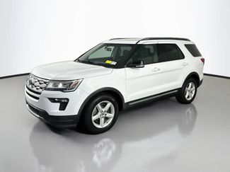 Used 2018 Ford Explorer XLT w/ Equipment Group 201A FWD video 3