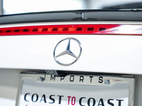 Used 2017 Mercedes-Benz SL 63 AMG image 19