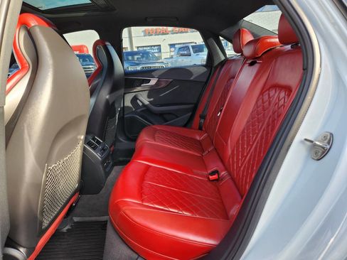 Used 2019 Audi S4 Premium Plus w/ Premium Plus Package AWD/4WD image 12