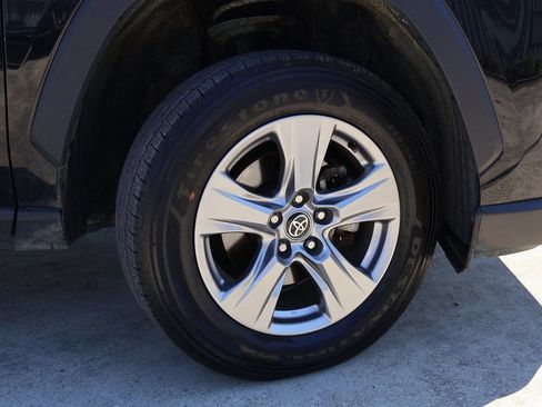 Used 2023 Toyota RAV4 XLE image 24