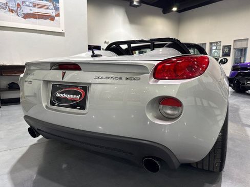 Used 2009 Pontiac Solstice GXP w/ Premium Package RWD image 41