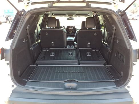 Used 2024 Nissan Pathfinder Rock Creek AWD/4WD image 23