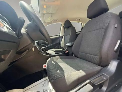 Used 2016 Volkswagen Passat 1.8T S FWD image 20