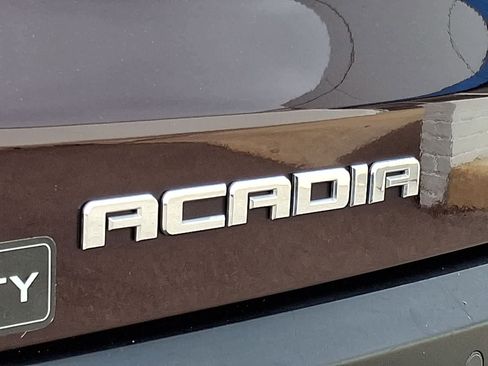 Used 2017 GMC Acadia SLT AWD/4WD image 39