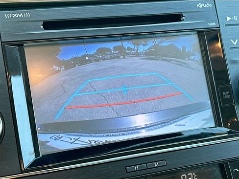 Used 2016 Toyota Avalon XLE Premium image 13