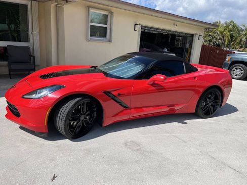 Used 2014 Chevrolet Corvette Stingray 2dr Convertible w/ Battery Protection Package image 2