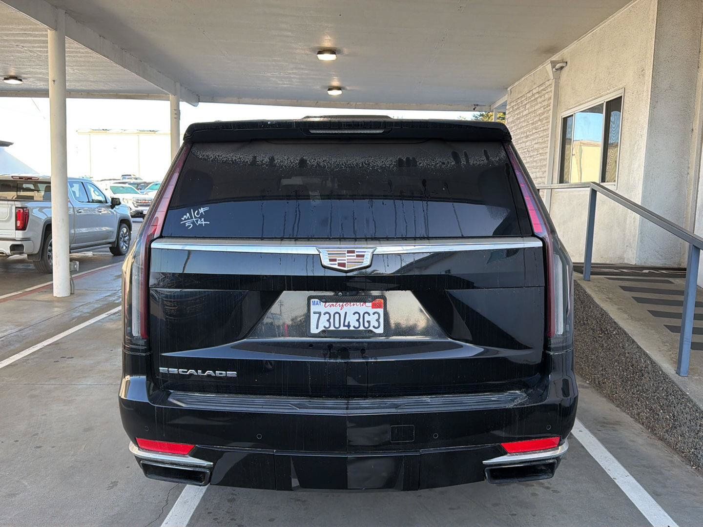 Used 2022 Cadillac Escalade ESV Premium Luxury RWD image 5