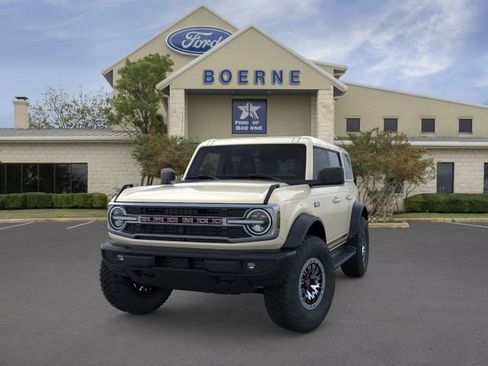 New 2026 Ford Bronco Outer Banks w/ Sasquatch Package AWD/4WD image 2