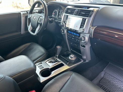 Used 2023 Toyota 4Runner Limited AWD/4WD image 17