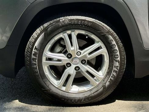 Certified 2021 GMC Terrain SLE w/ Driver Convenience Package AWD/4WD image 7