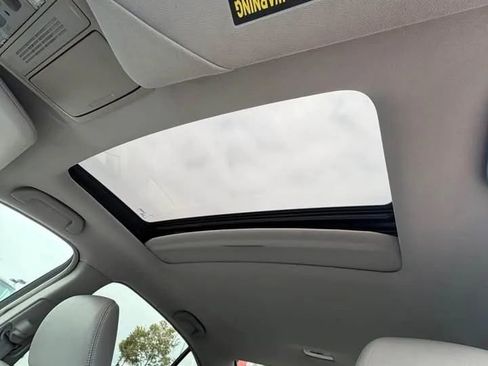 Used 2009 Honda Accord EX-L image 9