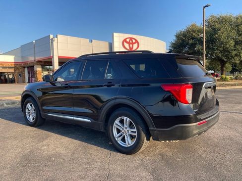 Used 2020 Ford Explorer XLT RWD image 5