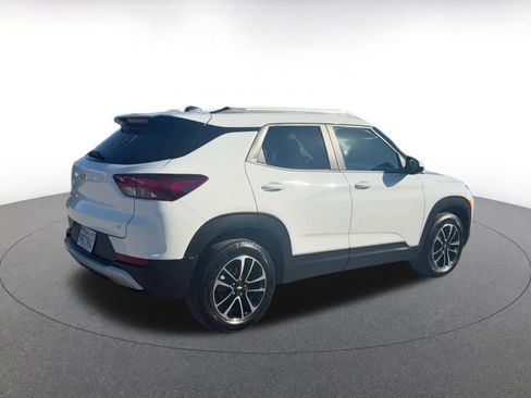 Used 2025 Chevrolet TrailBlazer LT image 15