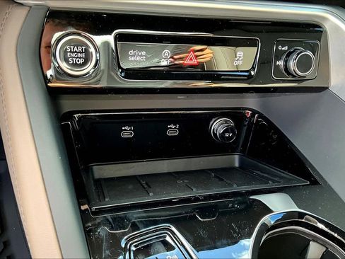 New 2025 Audi Q5 Premium Plus AWD/4WD image 29