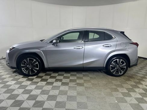 Used 2024 Lexus UX 250h AWD w/ Premium Package image 4