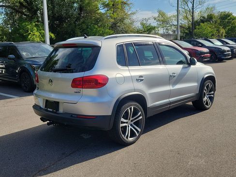 Used 2017 Volkswagen Tiguan SEL image 6