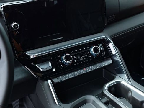 New 2026 GMC Sierra 2500 Denali w/ Technology Package AWD/4WD image 20