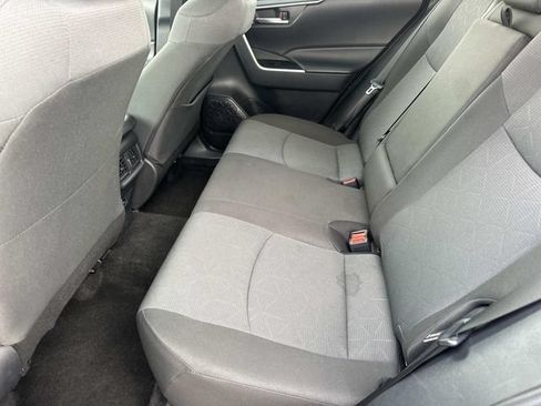 Used 2025 Toyota RAV4 XLE FWD image 22