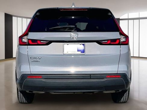 Used 2025 Honda CR-V EX image 5