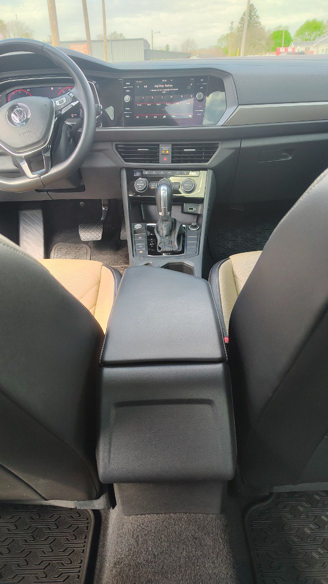 Used 2019 Volkswagen Jetta SEL Premium FWD image 18