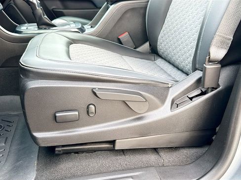 Used 2022 Chevrolet Colorado Z71 image 19