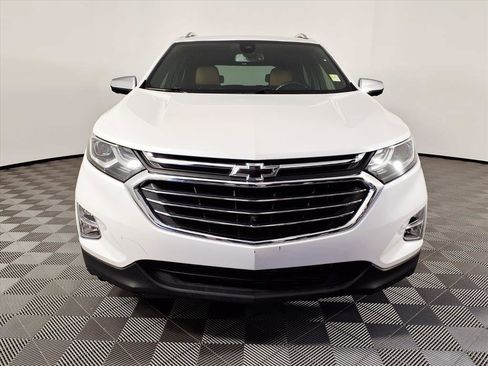 Used 2020 Chevrolet Equinox Premier image 2