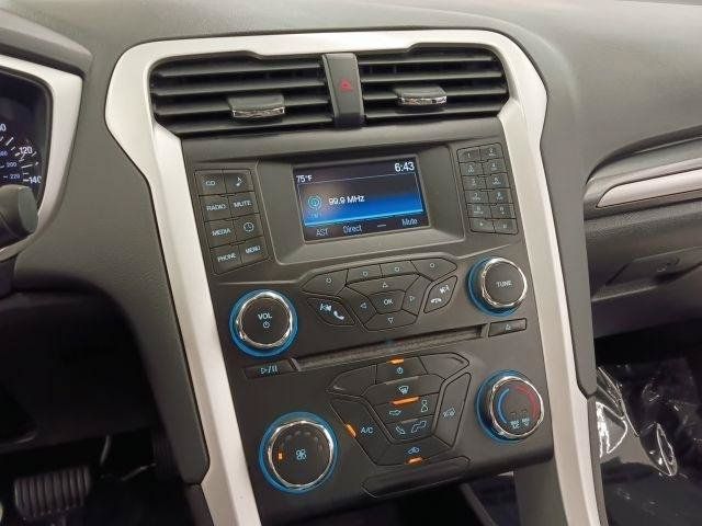 Used 2014 Ford Fusion S FWD image 39