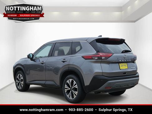 Used 2023 Nissan Rogue SV AWD/4WD image 6