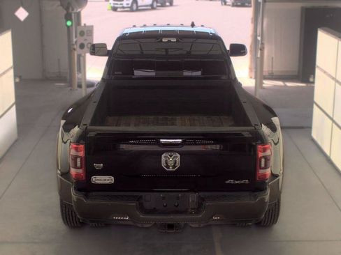 Used 2022 RAM 3500 Limited AWD/4WD image 6