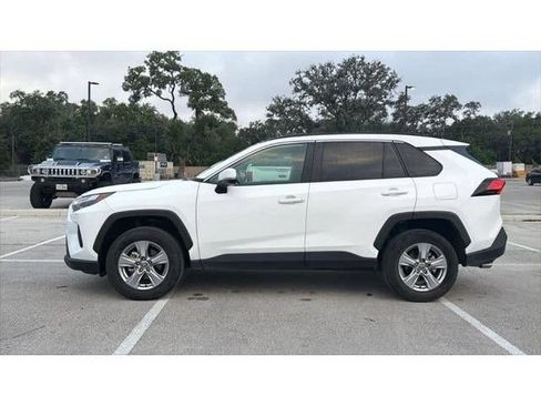 Certified 2025 Toyota RAV4 XLE AWD/4WD image 10