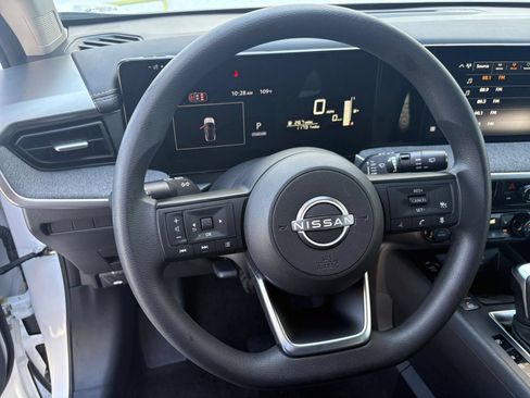 Used 2026 Nissan Kicks SV w/ Cold Weather Package AWD/4WD image 22