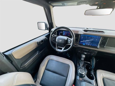 Used 2024 Ford Bronco Wildtrak image 21