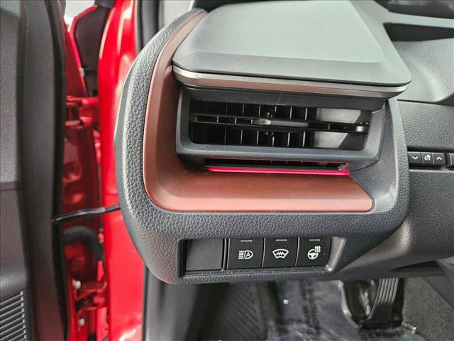 Used 2024 Toyota Prius Prime FWD image 27