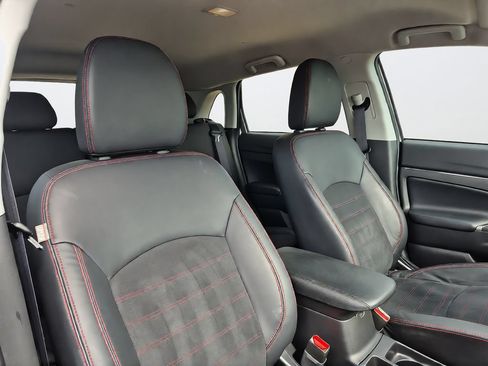Used 2022 Mitsubishi Outlander Sport SE FWD image 25