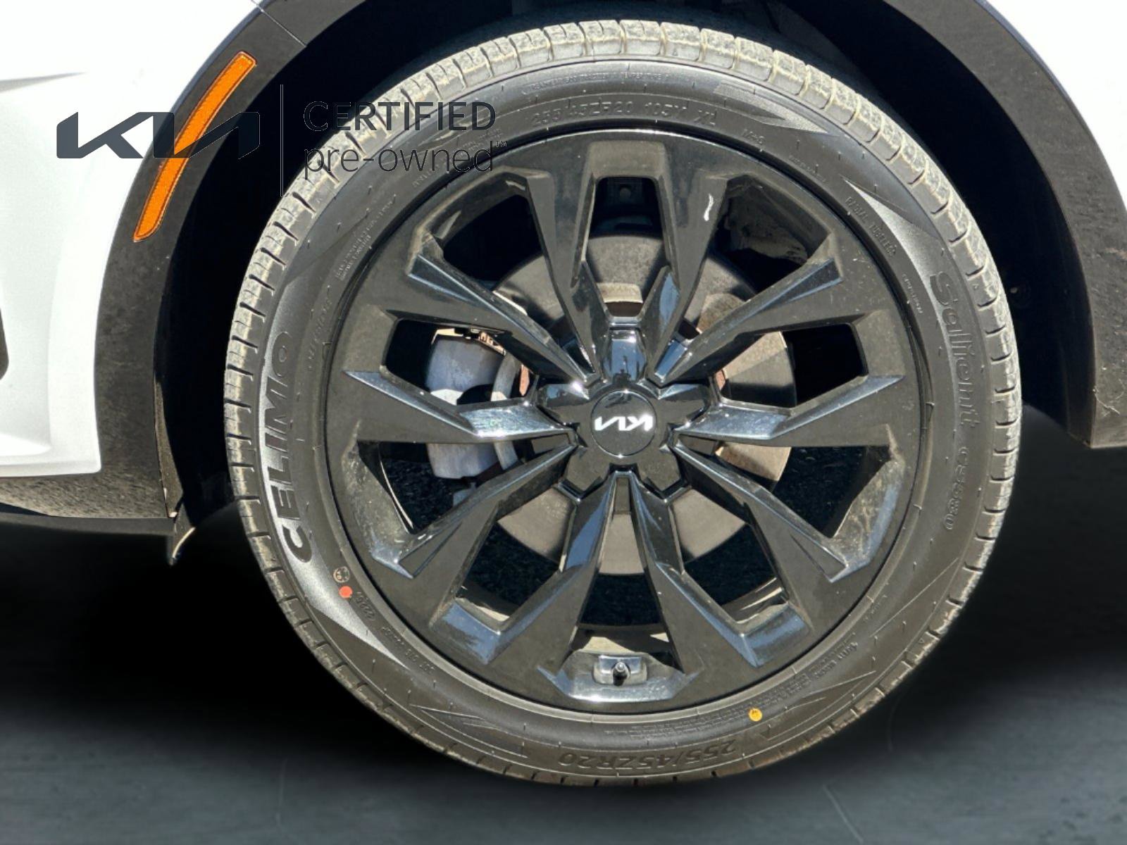 Certified 2022 Kia Sorento SX AWD/4WD image 28